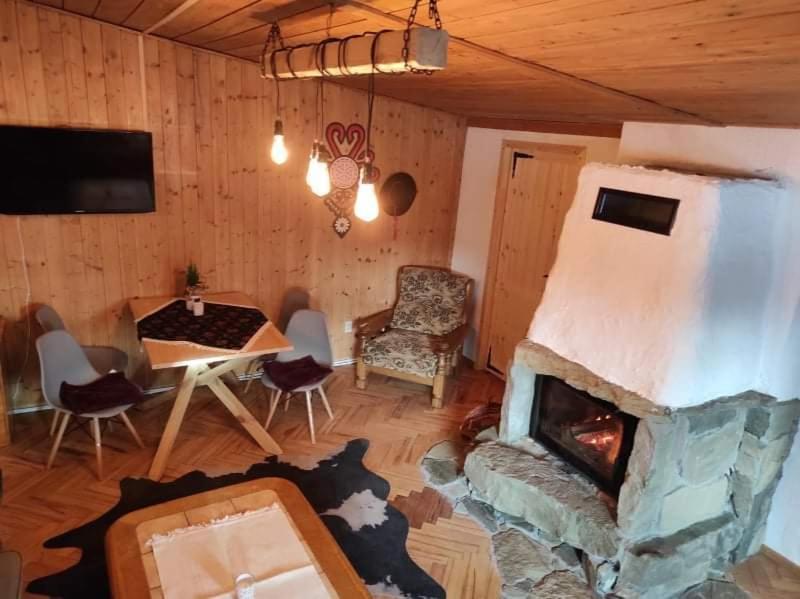 MesznaChalpa Na Skarpie别墅 外观 照片